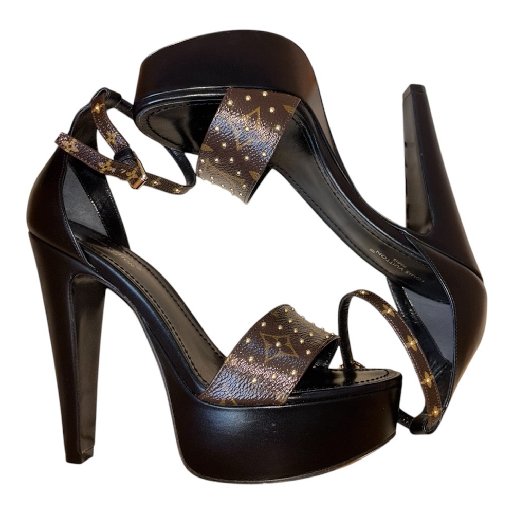 Louis Vuitton Afterglow Patent Sandals size 39